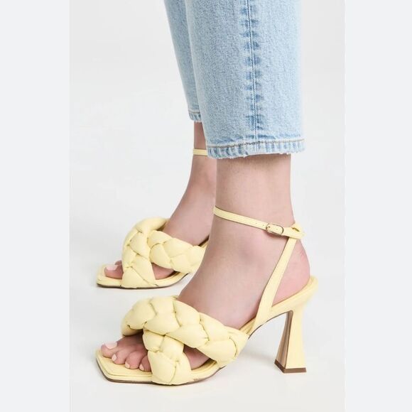 NWT Sam Edelman Courtney Puff Sandals in Butter Yellow 7.5 - Picture 1 of 7